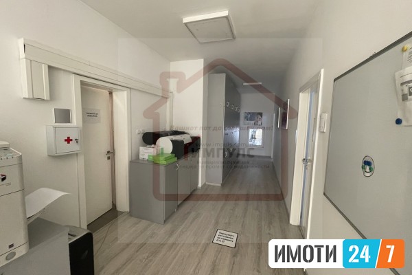 DELOVEN PROSTOR-MAGACIN VO BLIZINA NA CEMENTARA