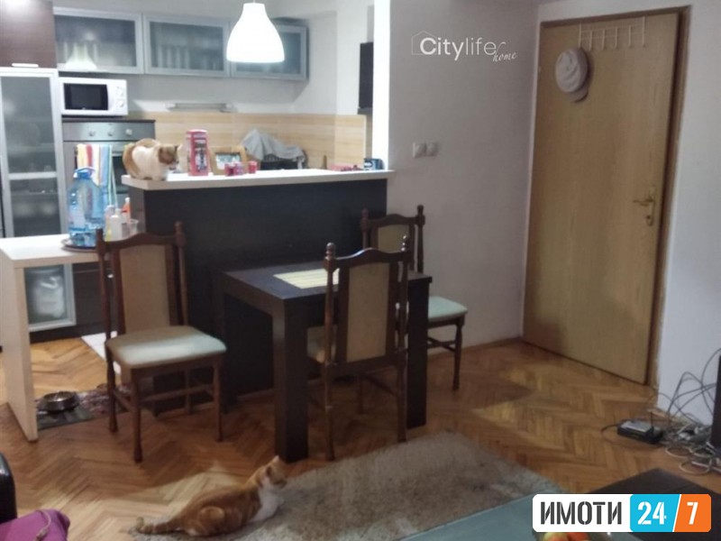 СЕ ПРОДАВА ТРОСОБЕН СТАН ВО КОЗЛЕ 