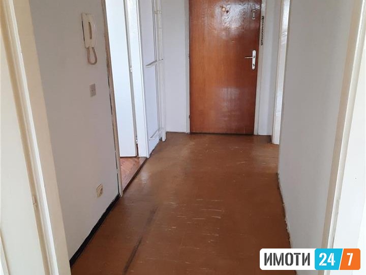 СЕ ПРОДАВА СТАН ВО КИСЕЛА ВОДА 