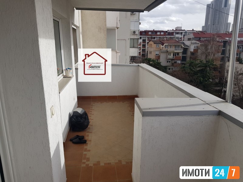 МОДЕРЕН ТРОСОБЕН СТАН СО ЛОКАЦИЈА ВО АЕРОДРОМ