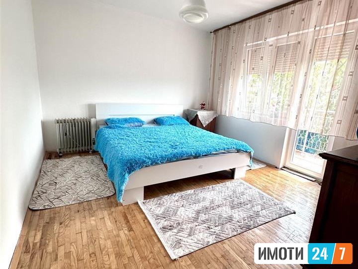 СЕ ПРОДАВА КУЌА ВО НАСЕЛБА ДАМЕ ГРУЕВ 