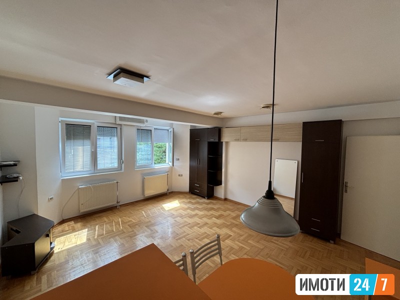 Garsonjera vo Crnice od 35m2 na 2 kat