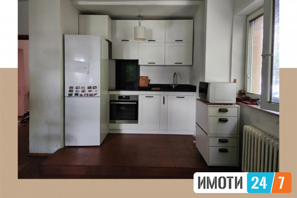 СЕ ПРОДАВА СТАН ВО БУЊАКОВЕЦ 