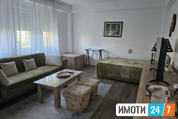 СЕ ИЗДАВА ГАРСОЊЕРА ВО АЕРОДРОМ 