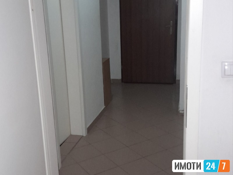 Prodavam 2 soben i 3 soben stan vo gjorce petrov