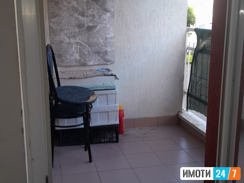 Prodavam 2 soben i 3 soben stan vo gjorce petrov