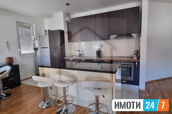 КОМФОРЕН ЧЕТИРИСОБЕН СТАН ЛОЦИРАН ВО ЦЕНТАРКАТОЛИЧКА ЦРКВА