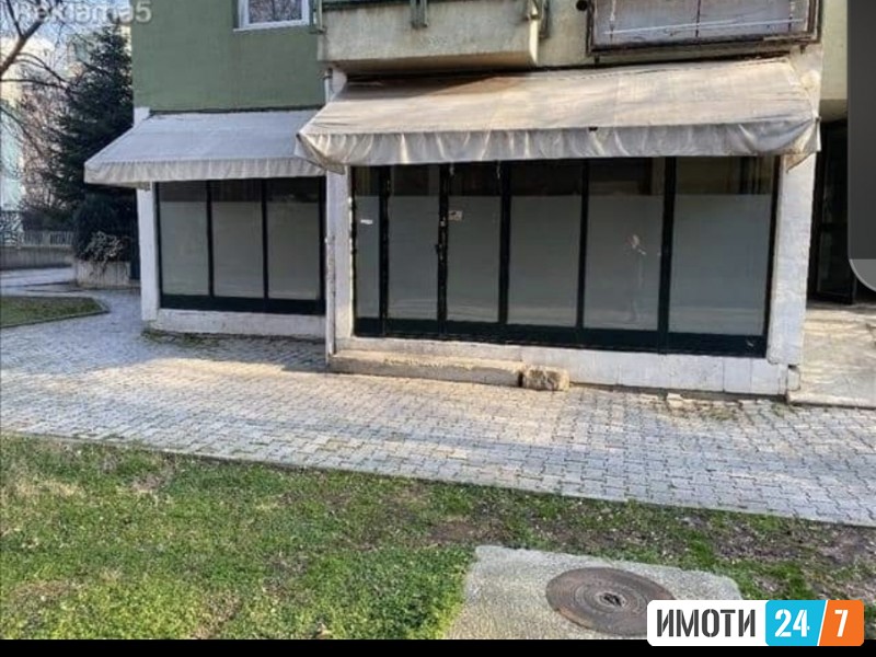 Izdav dukjan vo aerodrom