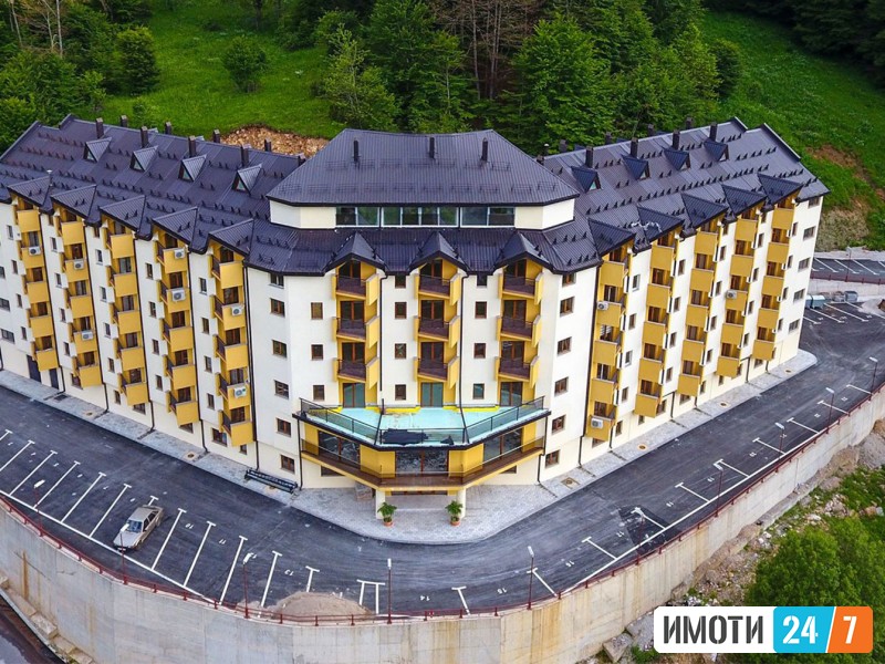 СЕ ПРОДАВА СТАН ВО МАВРОВО