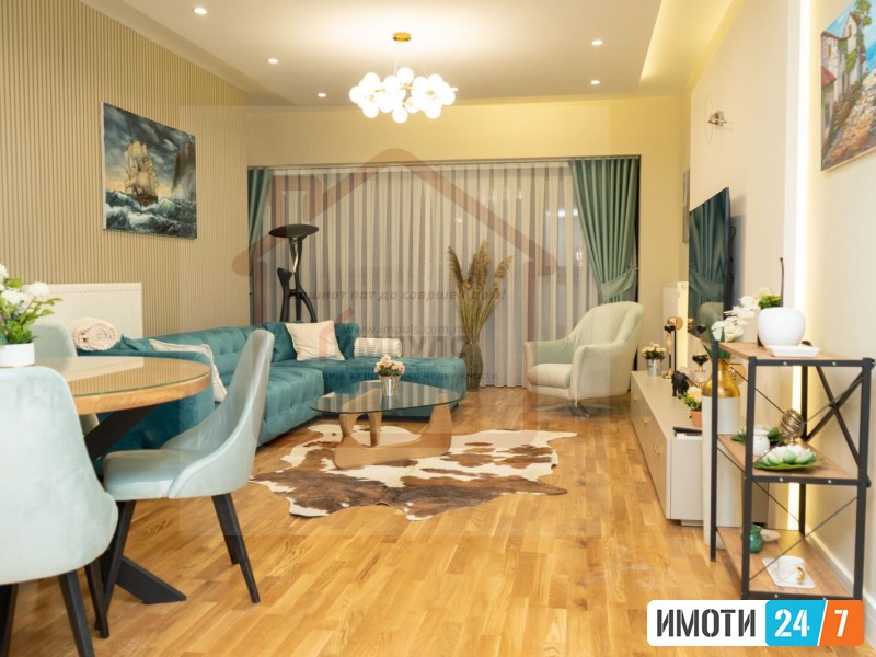 ИСКЛУЧИТЕЛНО МОДЕРЕН ТРОСОБЕН СТАН СО ЛОКАЦИЈА ВО ЦЕНТАР
