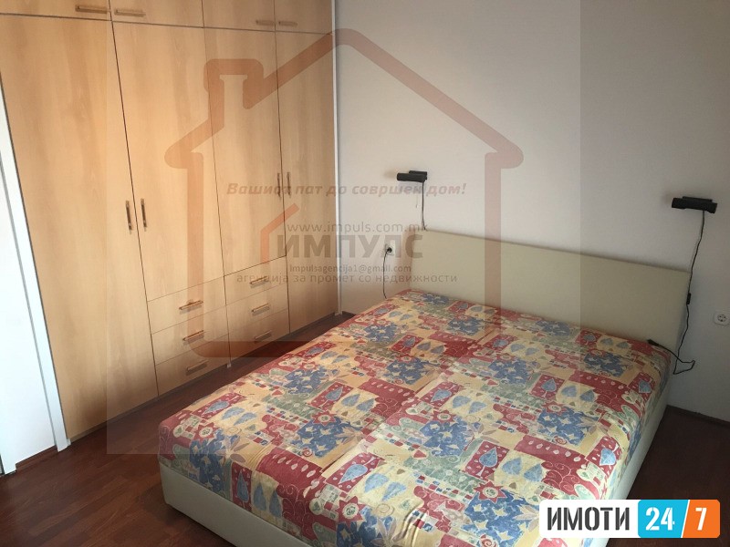СЕ ИЗДАВА ЕДНА СЕМЕЈНА КУЌА СО ЛОКАЦИЈА ВО ТРНОДОЛ