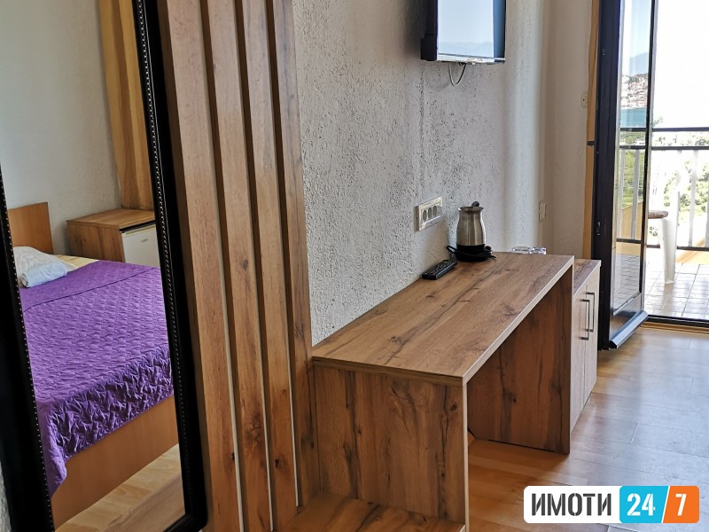 Studio sobi so kupatiloparkinginternetpogled vo Villa ZENOVA - Ohrid Lake View apartmani