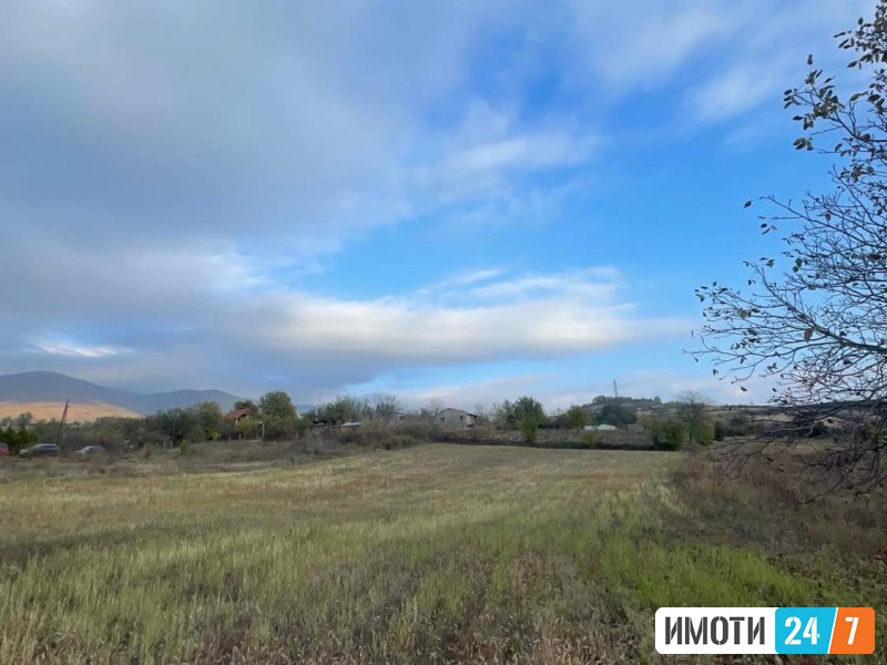 Vo Radisani se prodava gradezno zemjiste od 3000 m2