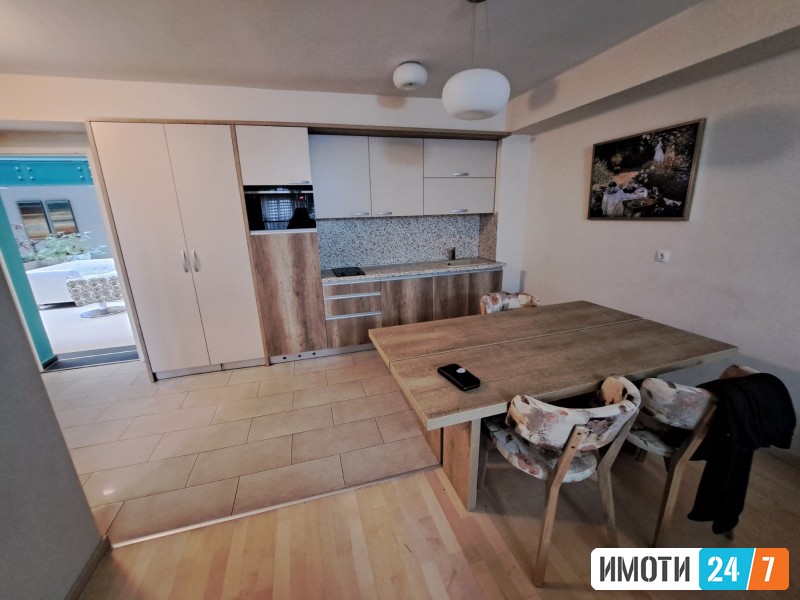 LUKSUZEN APARTMAN VO AERODROMKAPITOL MALL