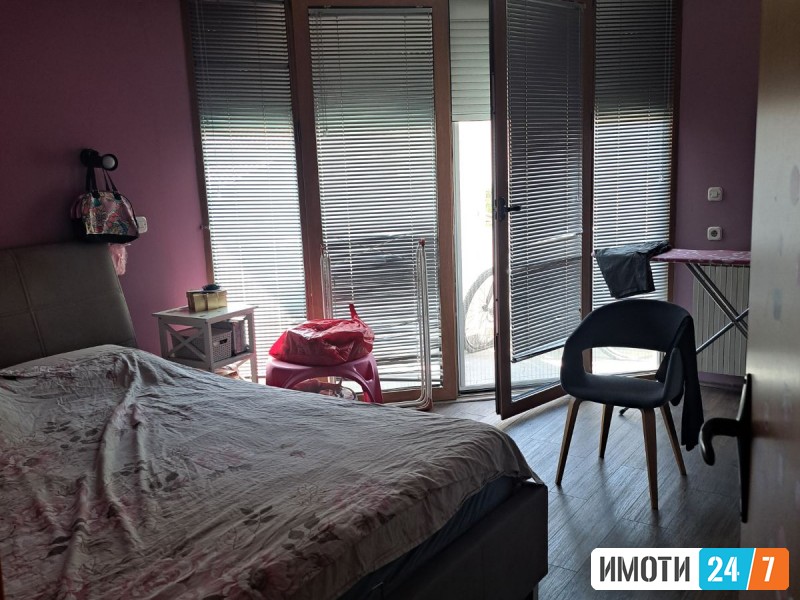 TROSOBEN STAN VO CENTARKATOLICKA CRKVA