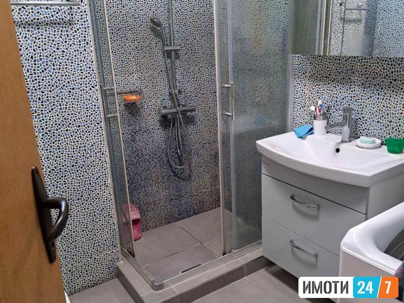 TROSOBEN STAN VO CENTARKATOLICKA CRKVA