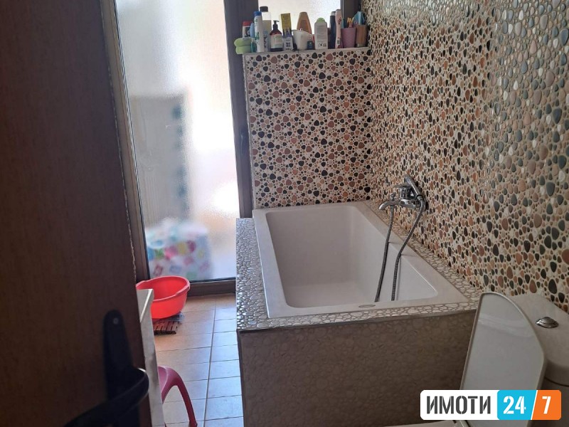 TROSOBEN STAN VO CENTARKATOLICKA CRKVA