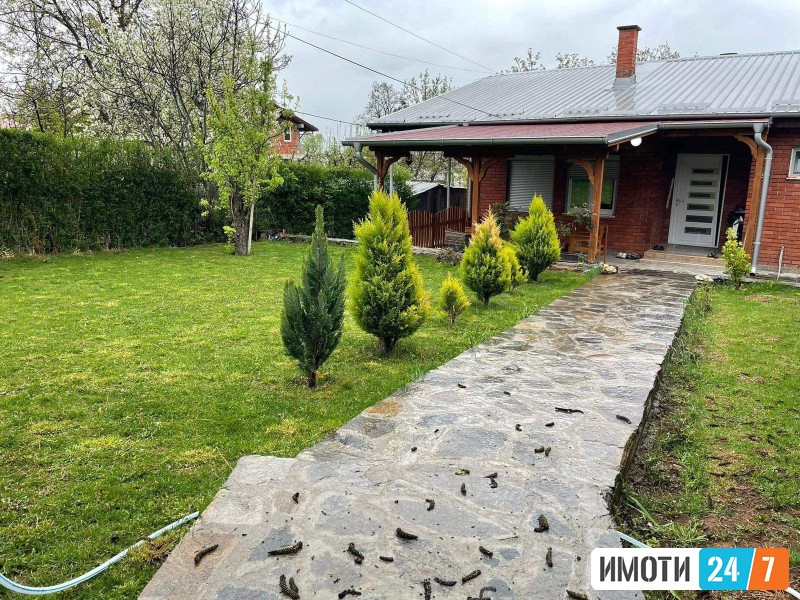 PLAC SO A1 MARKICA ZA GRADBA SO KUKA VO CENTO GAZI BABA