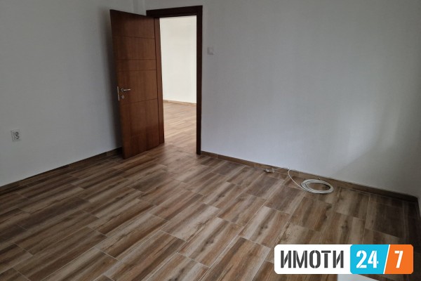 POVEKENAMENSKI OBJEKT NA VLEZOT VO KOZLE SVJOVAN 