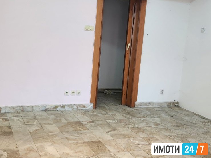 Se prodava dukan 23 m2 so sanitaren cvor vo Tri Biseri Aerodrom