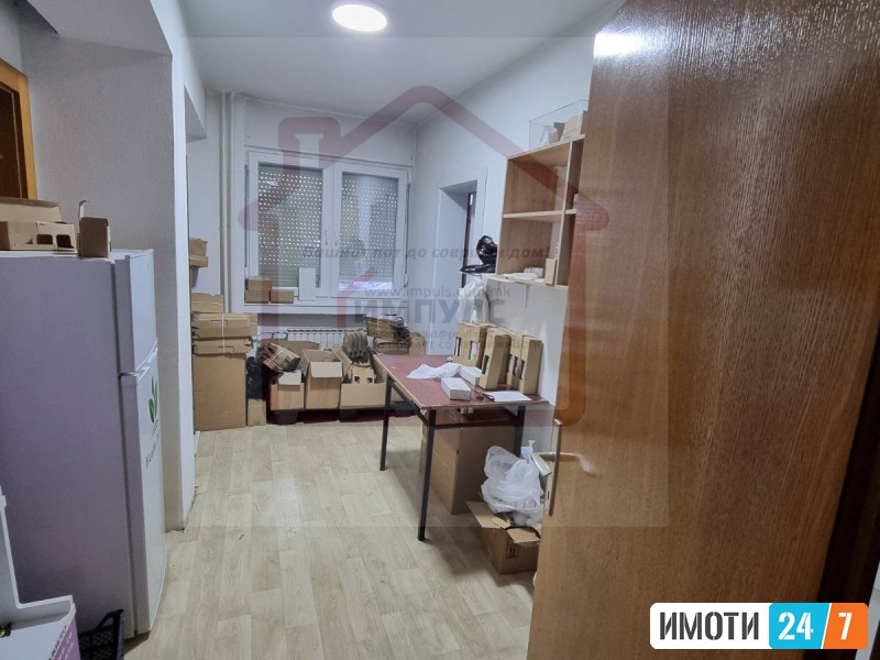 PRAZEN STAN ZA DELOVNA NAMENA VO KAPISHTEC