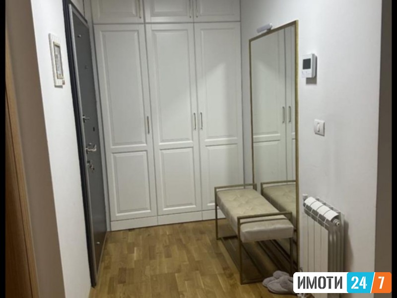 NOV TROSOBEN STAN VO CENTAR ZELEZNICKA