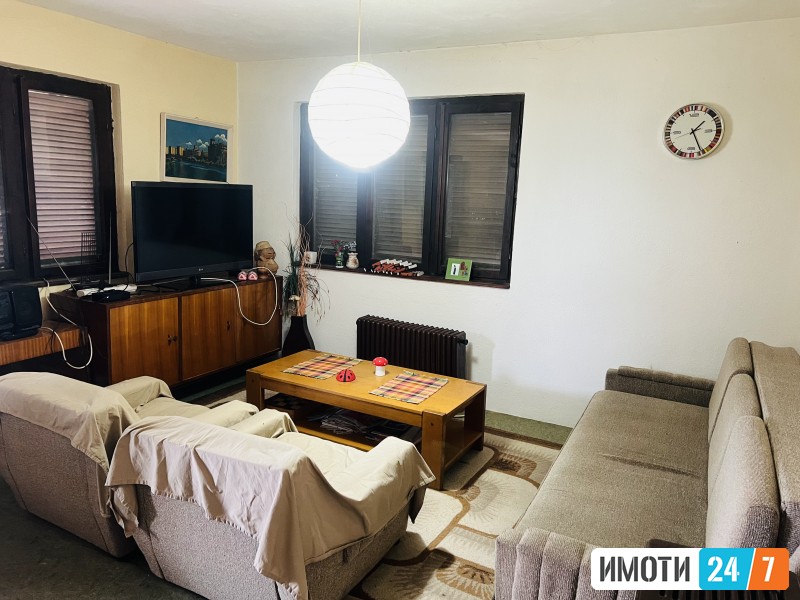 Prodavam vikenica 111 m2 vo Star Dojran na top llokacija