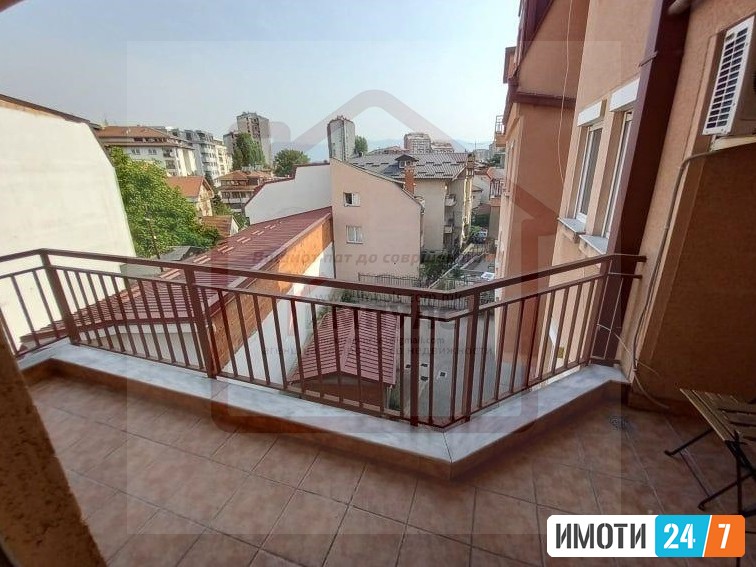 SE IZDAVA TROSOBEN STAN VO CENTARBLIZU KLINICKI CENTAR