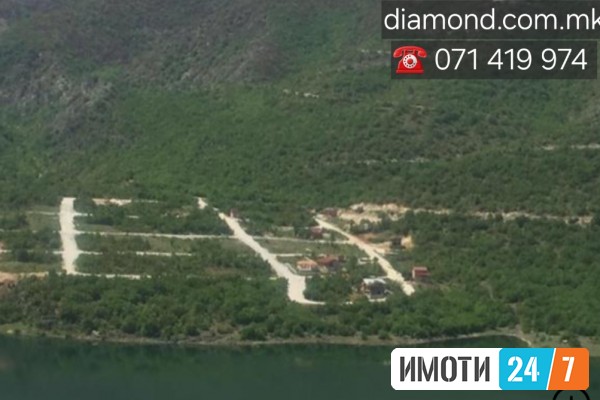 PLAC NA KOZJAK 400m2 SO SKAP POGLED KON EZEROTO