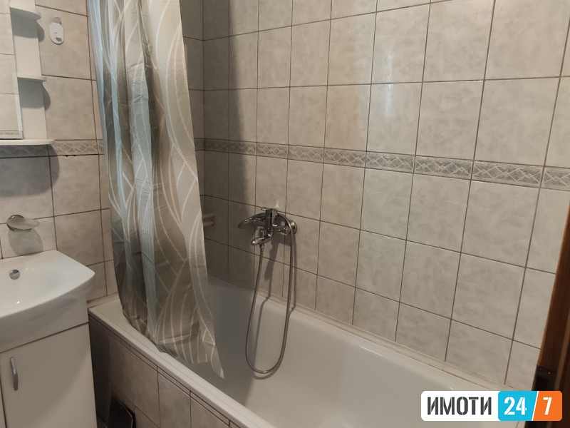Се издава стан во Карпош 1 