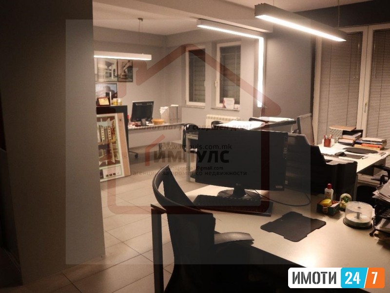 НАМЕСТЕН ДЕЛОВЕН ПРОСТОР СО ЛОКАЦИЈА ВО ЦЕНТАРКАТОЛИЧКА ЦРКА