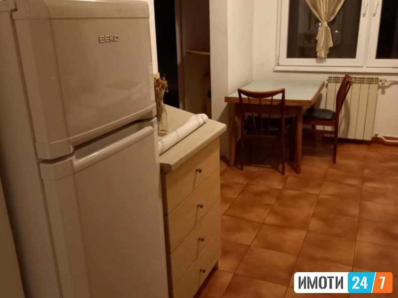 Се изнајмува стан