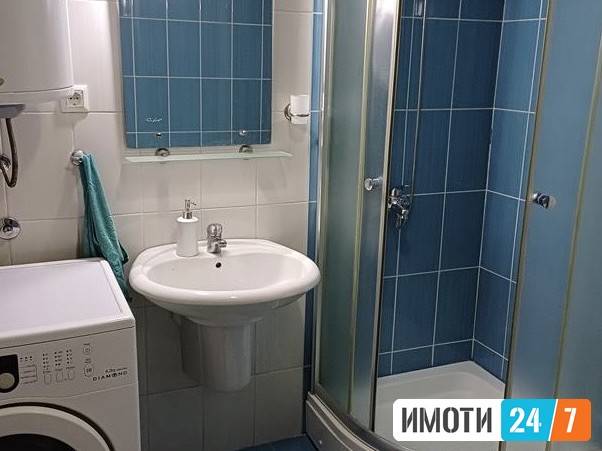 Се издава стан кај Католичка 