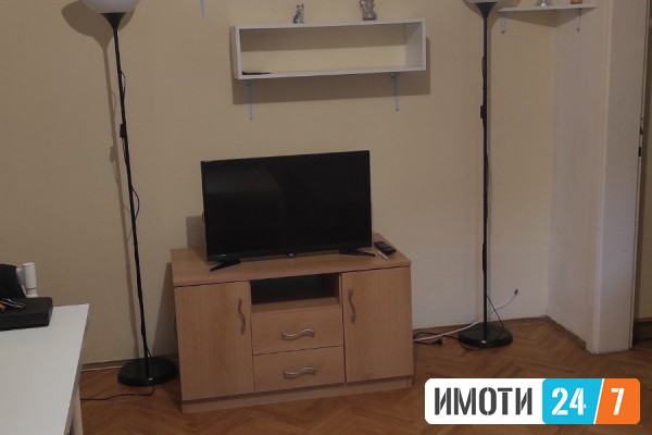 Se Prodava stan 70 m2