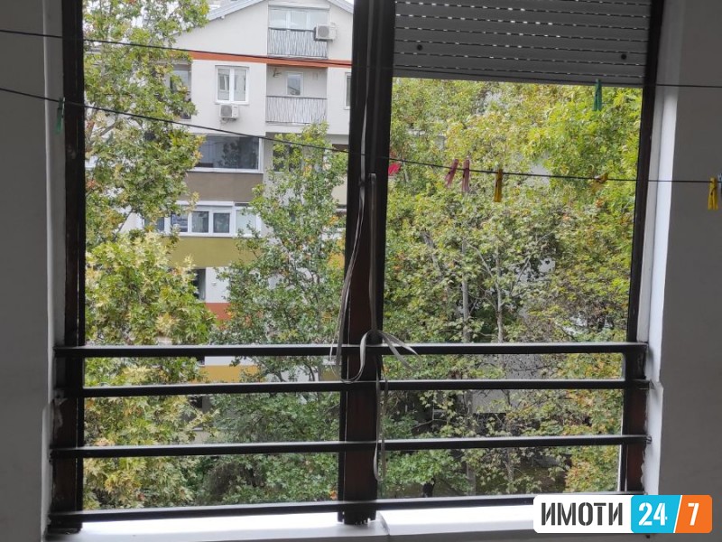 Se Prodava stan 70 m2