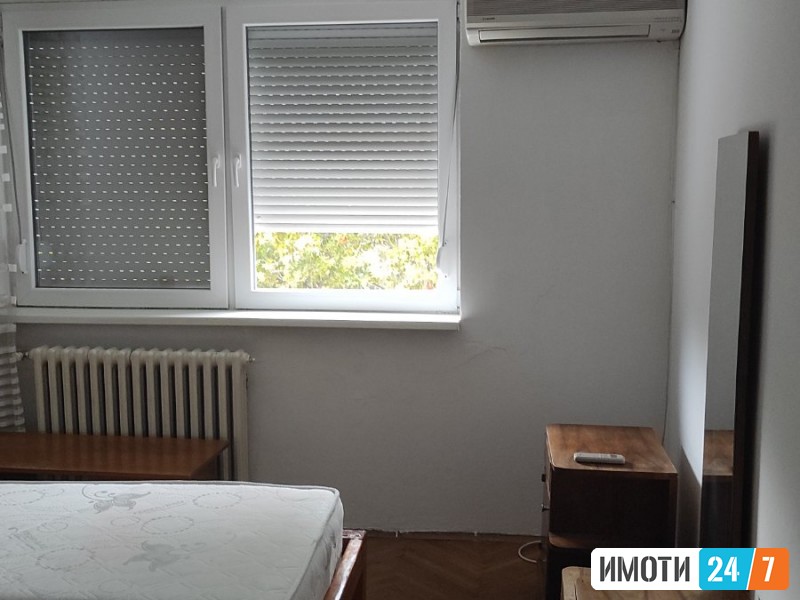 Se Prodava stan 70 m2