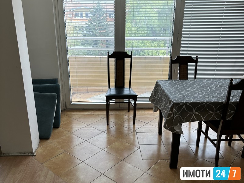 Се продава стан кај три бисери 