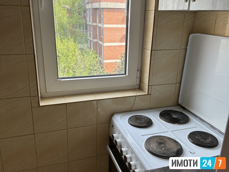 Се продава стан кај три бисери 