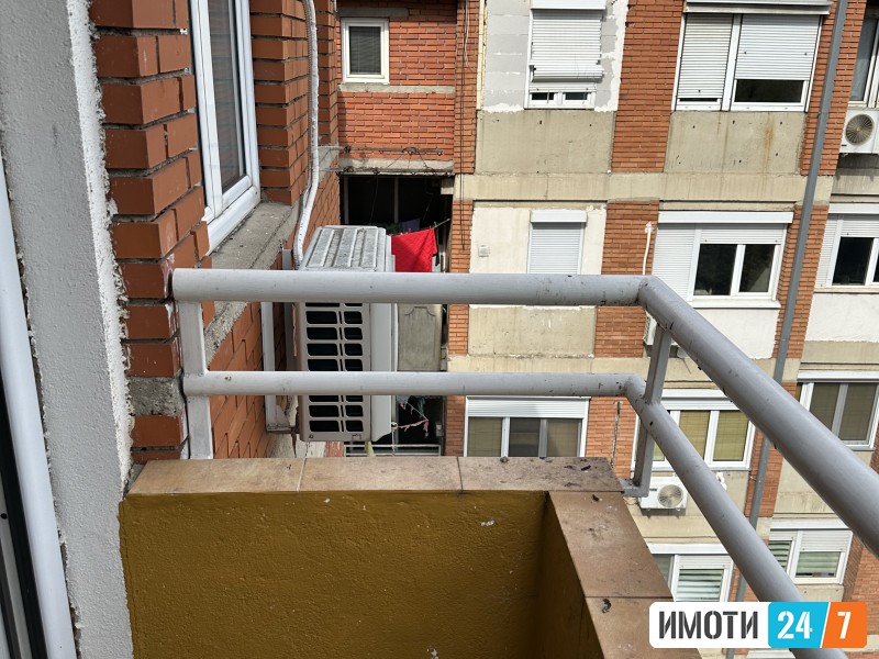 Се продава стан кај три бисери 