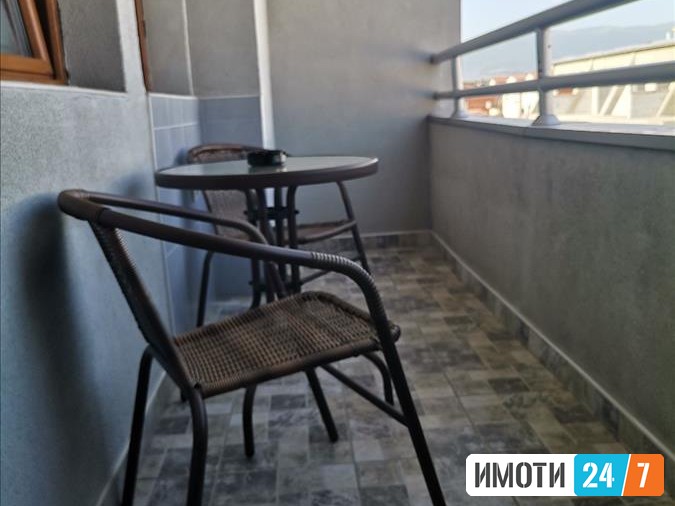 FUNKCIONALEN TROSOBEN STAN VO CENTARKATOLICKA CRKVA