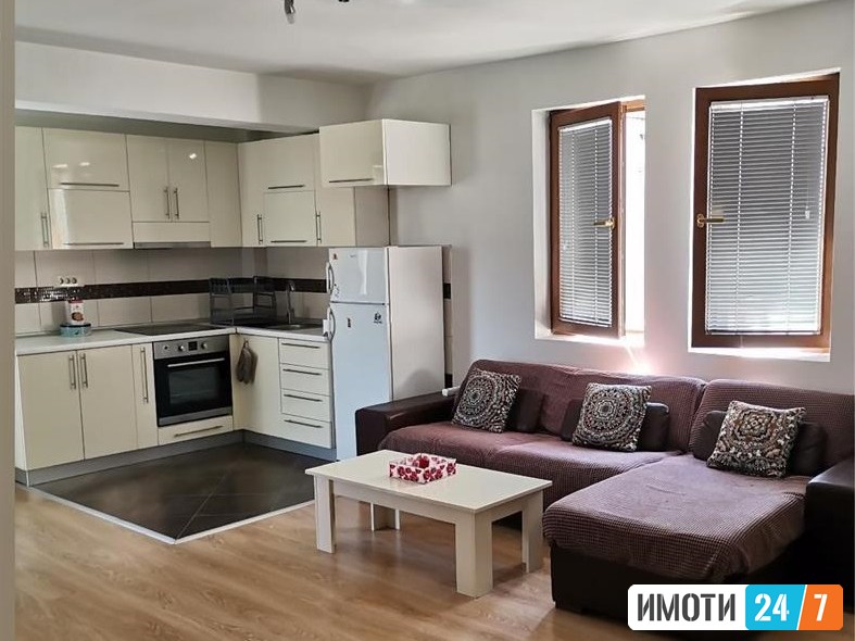 FUNKCIONALEN TROSOBEN STAN VO CENTARKATOLICKA CRKVA