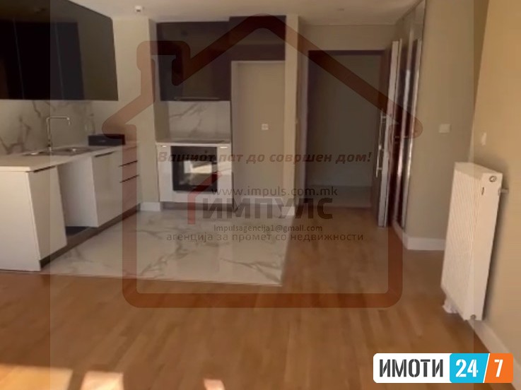 SE PRODAVA SONCEV TROSOBEN STAN SO LOKACIJA VO STROG CENTAR