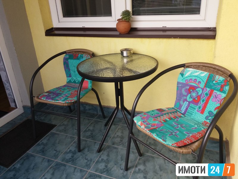 Se izdava stan vo centar na Skopje