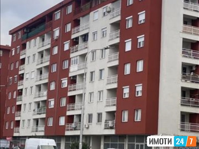 Prodavam 2soben i 3soben stan vo Gjkrce Petrov