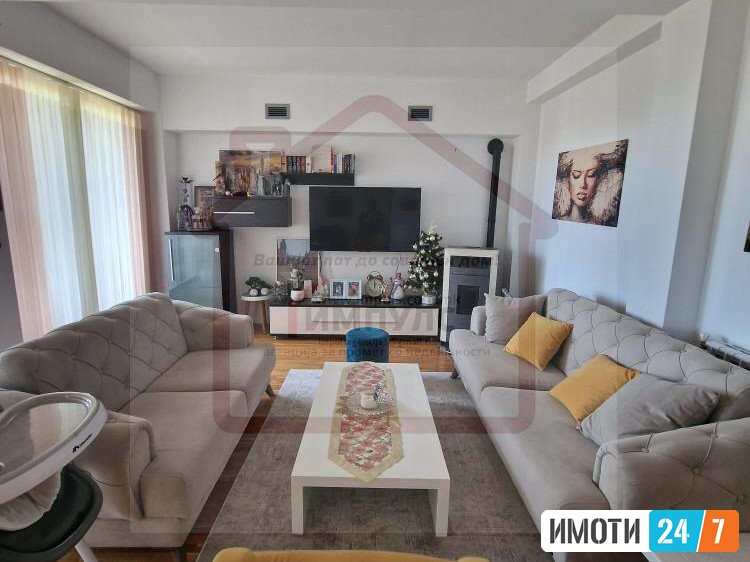 KOMFOREN TROSOBEN STAN SO DVOR NA MIRNA LOKACIJA VO CRNICE