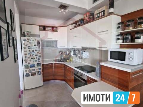 KOMFOREN TROSOBEN STAN SO DVOR NA MIRNA LOKACIJA VO CRNICE