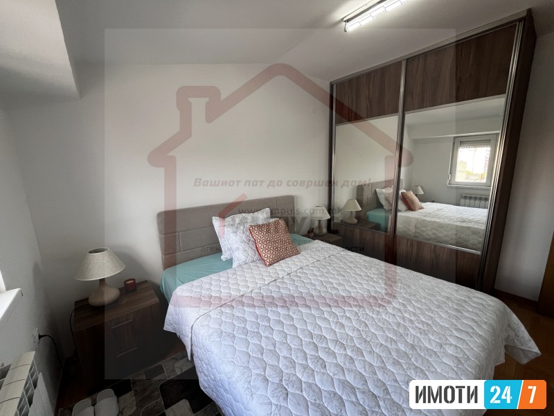 SE PRODAVA NAMESTEN TROSOBEN STAN  SO LOKACIJA VO CENTAR