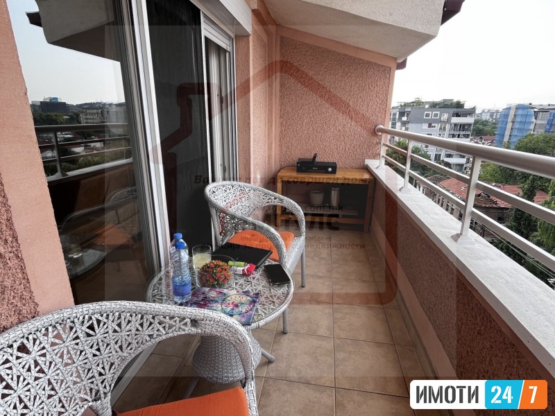 SE PRODAVA NAMESTEN TROSOBEN STAN  SO LOKACIJA VO CENTAR