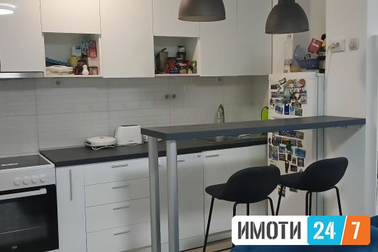 NAMESTEN TROSOBEN STAN SO DVOR VO AERIODROM