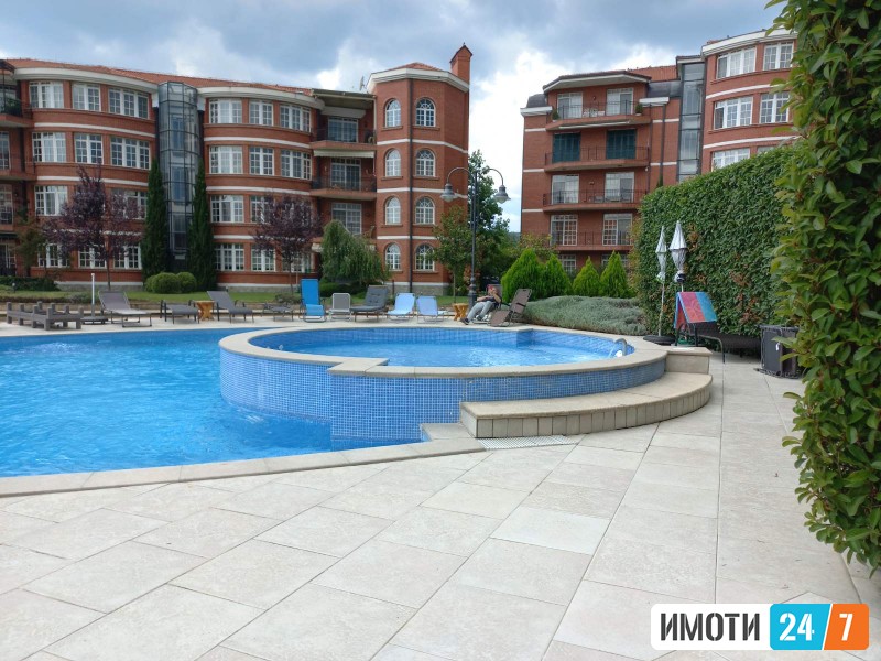 CETIRISOBEN APARTMAN VOLUKSUZNATA NASELBA VERINA SO POGLED KON EZERO